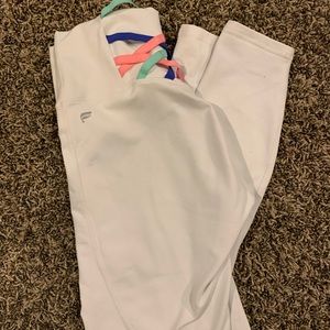 Fabletics Cropped Leggings